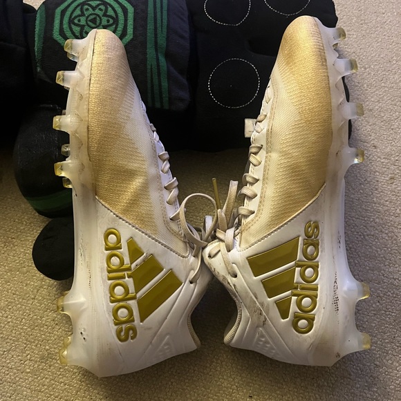 Men's Plastic Spikes - Picture 2 of 3